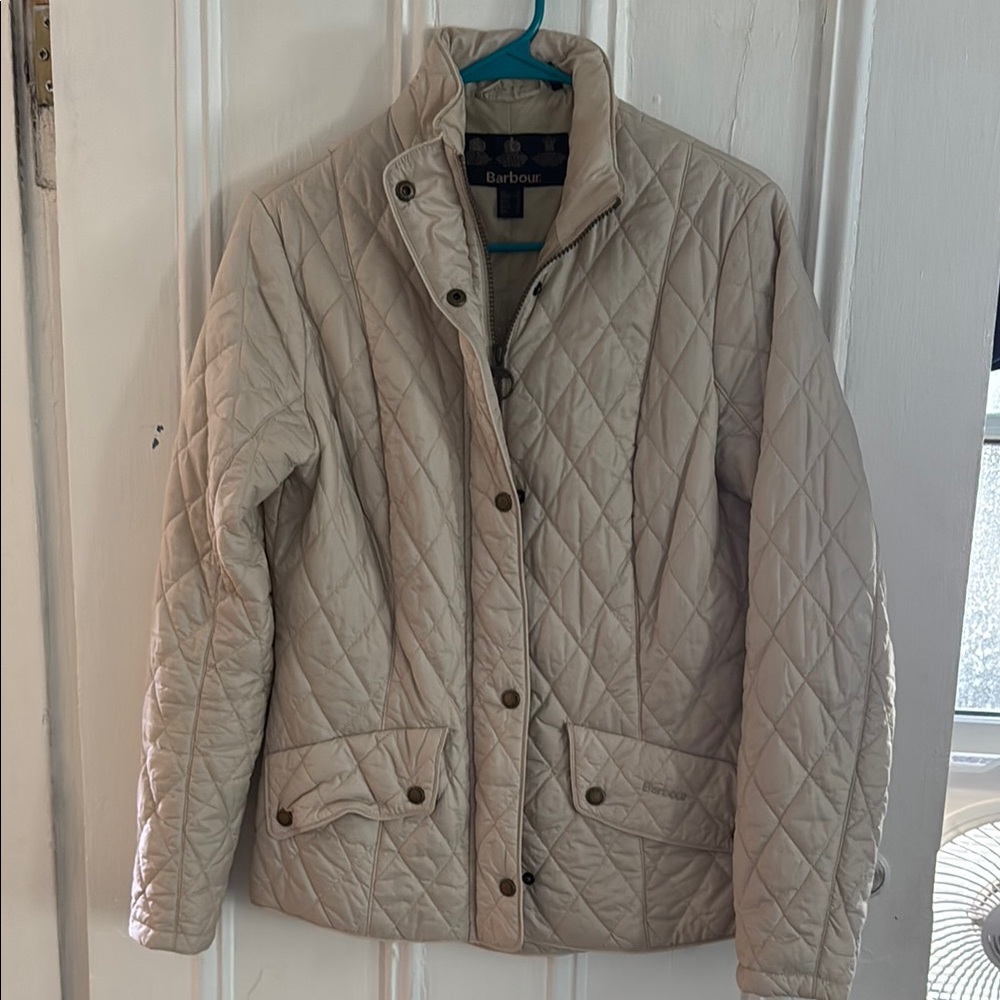 Barbour Quilted Puffer Jacket in Beige